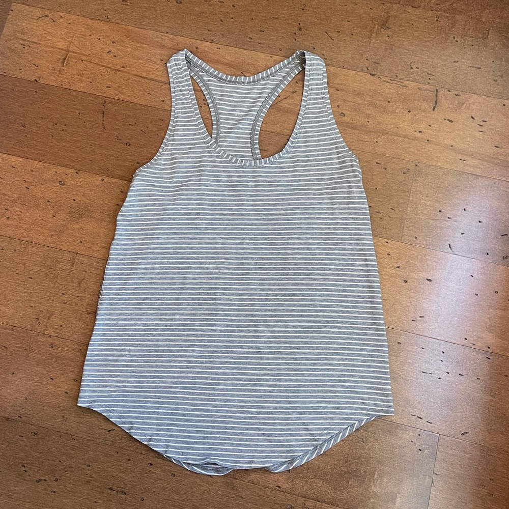 Lululemon Love Tank size 4